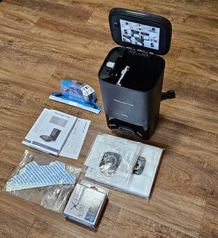 NABÍJECÍ A VYPRAZDŇOVACÍ STANICE ROWENTA - 2