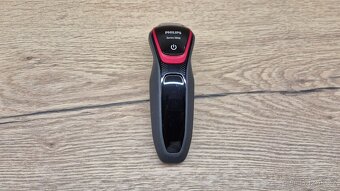 Prodám holicí strojek Philips S5130/06 Series 5000 - 2