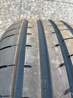 215/45R18” 89V Goodyear eagle F1 asymmetric3 - 2