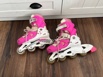 Dětské kolečkové brusle X-roller 30-33 - 2