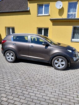 Kia - 2