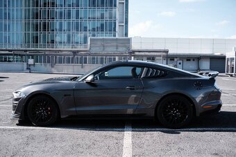 Ford Mustang 5.0 - 2