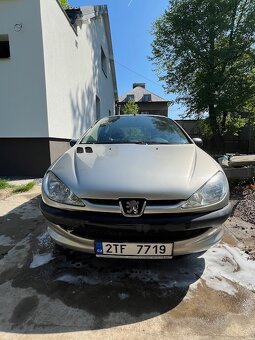 Peugeot 206 1.4, repas hlavy, nový výfuk, TK 8/26, tažné - 2