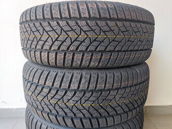 Zimní pneu 225/45 R17 Dunlop - nepouzite - 2