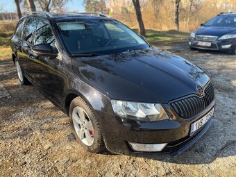 Skoda Octavia III combi 2.0 Tdi 110kW DSG ELEGANCE - 2