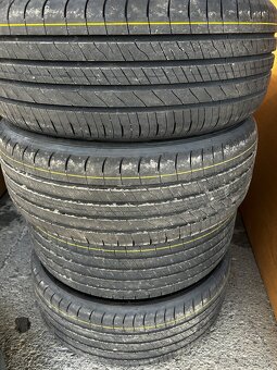 Letní pneu 205/50R17 - 2