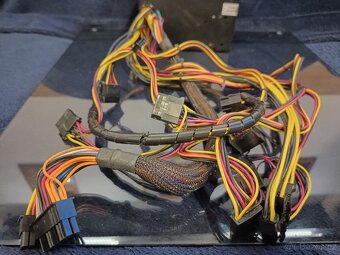 LC Power LC6600 V2.2 – 600W ATX zdroj - 2