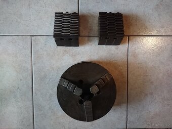 Tos univerzální sklíčidlo a čelisti do sklíčidla TOS 200 mm - 2