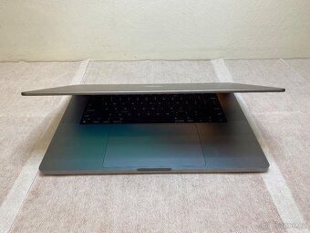 16 APPLE MacBook Pro M1 Pro 2021 Faktura / ZÁRUKA 6-24 měs - 2