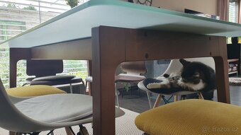 Jídelní stůl + židle Ikea - dřevo + mléčné sklo - 2