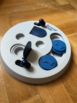 Trixie hračka pro psy Dog Activity Flip Board - 2