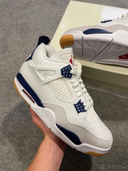 Jordan 4 SB Navy - 2