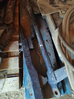Case, new holland, agrohák hydraulický vysuvny. - 2