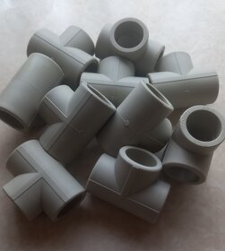 PPR t-kus jednoznačný 32x32x32 mm (Nové) - 2