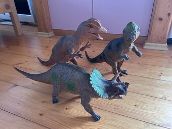 Figurky dinosaurů a dalších zvířat - 2