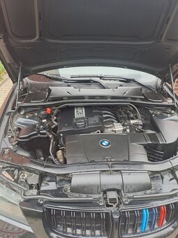 Prodám bmw e91 320i 125kw M packet benzin - 2