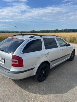 Škoda Octavia 1,9TDI DSG COMBI - 2
