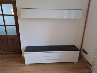 IKEA (Besta) TV stolek a nástěnná skříňka - 2