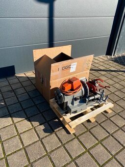 Ridgid 300 Compact elektrický zavitorez do 2" - 2