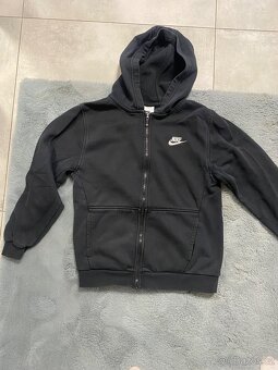 Mikina NIKE 147-160 11 let - 2