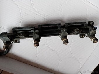 Vstřikovací lišta - 2