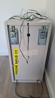 Závěsná skříňka - 2