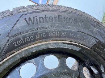 Zimní pneumatiky 205/60/16 + disky - 2