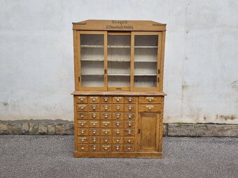 KRÁSNÝ STARÝ KUPECKÝ REGÁL V PŮVODNÍ PATINĚ-NĚMECKÝ REGÁL - 2