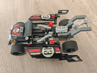 LEGO Tow Trasher/Tažný demoliční vůz 8140 - 2