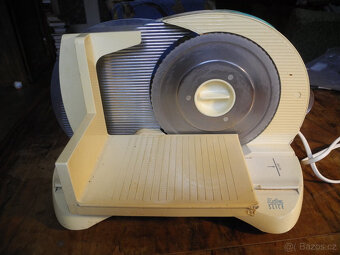 Elektrický kráječ - 2