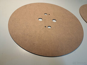 Kryt rezervy Toyota Corolla AE86 - 2