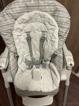 Jídelní židlička pojízdná - 2