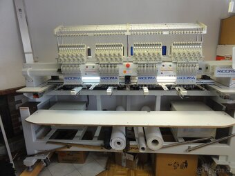 Vyšívací stroj - 2