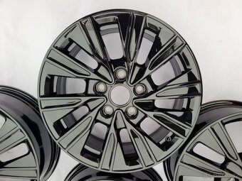 Sada kol Volkswagen T7 Multivan R17 Dundrod - 2