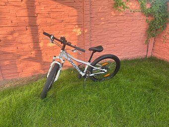 Dětské kolo Specialized - 2