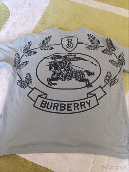 Burberry - 2