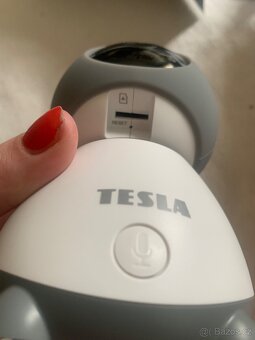 Chůvička Tesla - 2