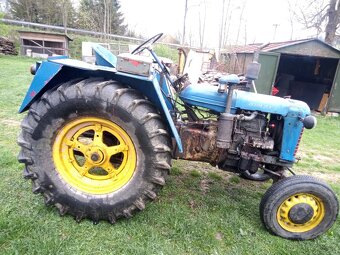 Traktor Zetor 25A - 2