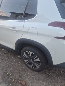 Peugeot 2008 - 2