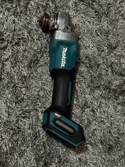 Uhlova bruska Makita GA005G - 2