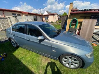 BMW 325i e90 - 2