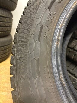 Pneu 215/65R15C - 2