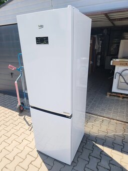 Lednice Beko B5RCNA366HW, en. C, NeoFrost, rozbaleno, zár24m - 2