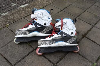 Aggressive inline brusle vel.44 - 2
