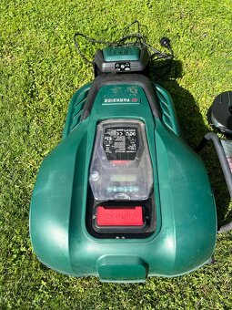 PARKSIDE® Robotická sekačka PMRA 20-Li B2, 2 Ah - 2