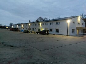 Parkovací a skladovací plocha, kancelářské prostory, - 2