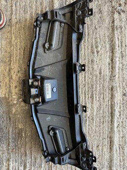 Honda Civic 8g originál mřížka grill 71120-SMG-E611-M1 - 2