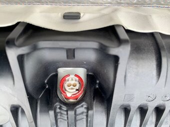 Airbag spolujezdce Passat B7 3V0 880 204 - 2
