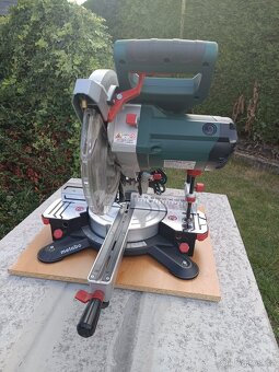 Pokosová pila Metabo KGS 254 M v záruce. - 2