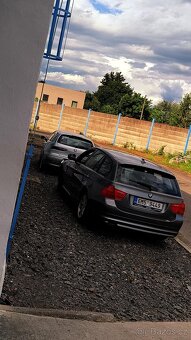 BMW - 2